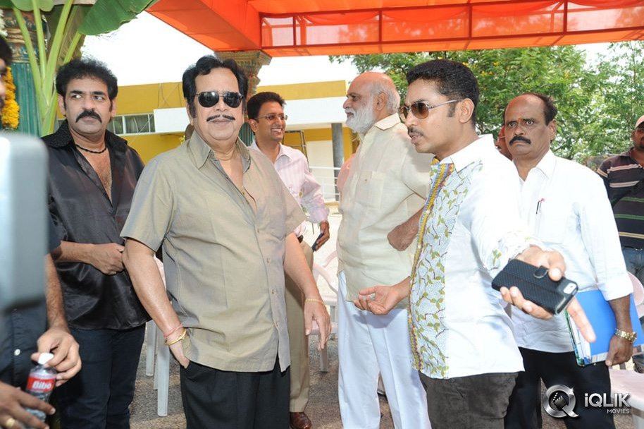 Krishnamma-Kalipindi-Iddarini-Movie-Opening